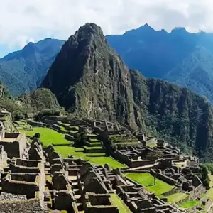 Travel Vacations - Banner - Machu Picchu