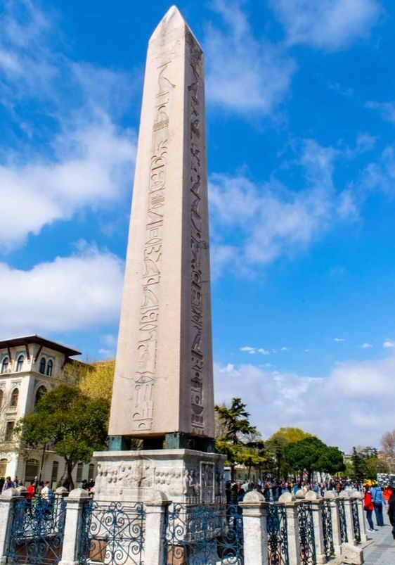 Obelisco Egipcio
